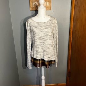 Maurice’s Grey Sweater with purple flannel tie up